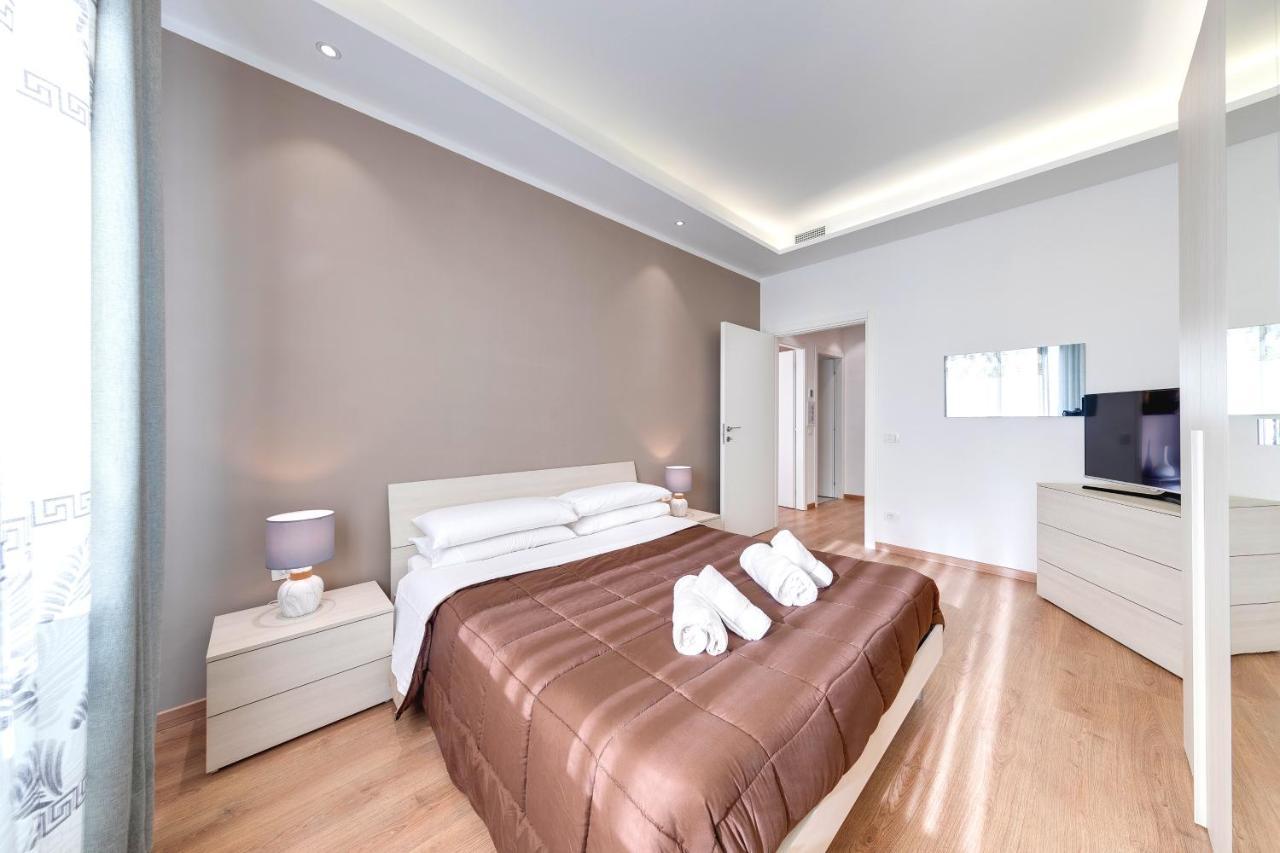 Ariston - Ciclabile Appartamento In Centro Al Mare Con Balcone Санремо Екстер'єр фото