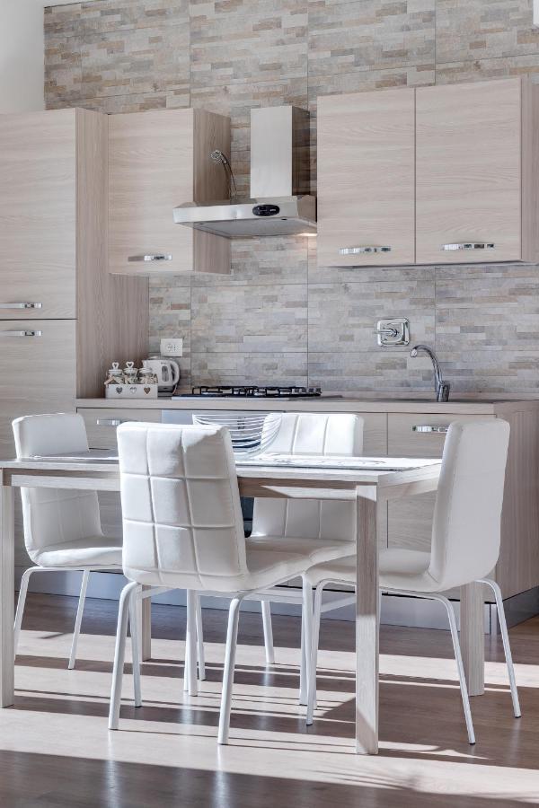 Ariston - Ciclabile Appartamento In Centro Al Mare Con Balcone Санремо Екстер'єр фото